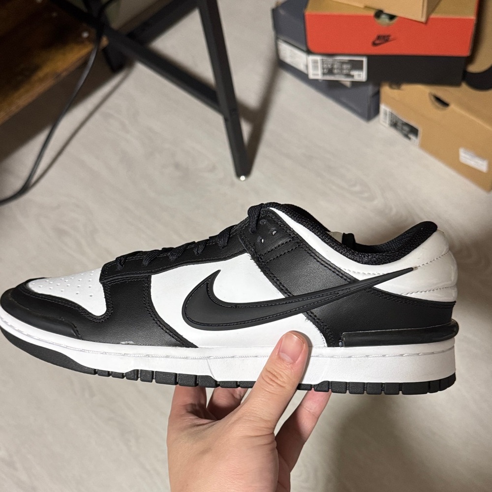 Nike Panda dunk low twist size 10.5 M/ 12w